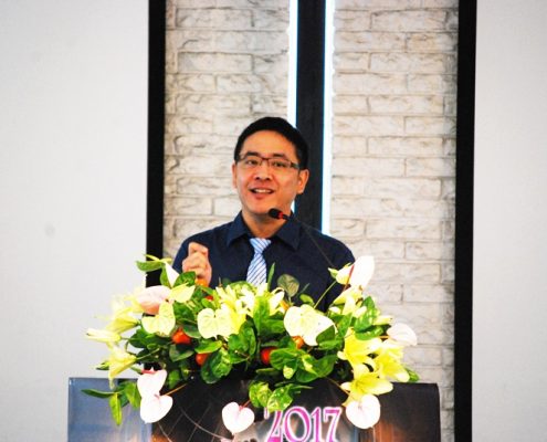 華神資訊中心主任蒲正寧魏麒原攝